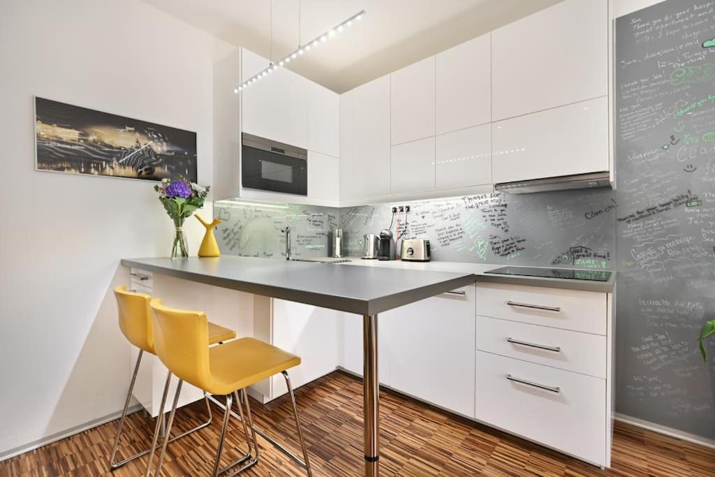 Smart & Luxury Old Town Apartment Prague Ngoại thất bức ảnh